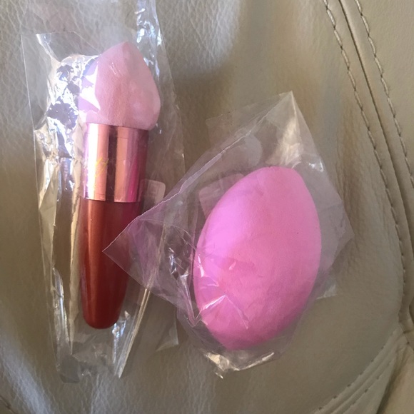 Bundle of 2 Makeup Sponge Stick Facial Foundation Blending Blender Powder Puff - Picture 2 of 6
